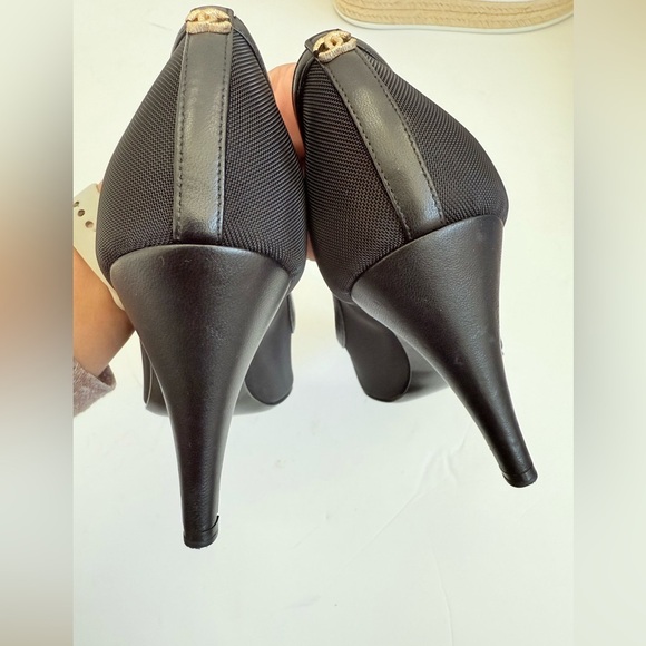 CHANEL Black Satin mesh Captoe CC logo embellished Pointed toe pumps EU 39.5 - Picture 6 of 11